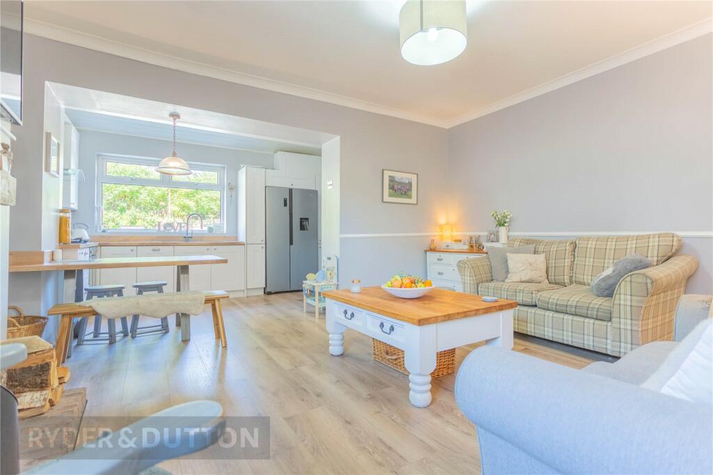 Livng/Dining/Kitchen