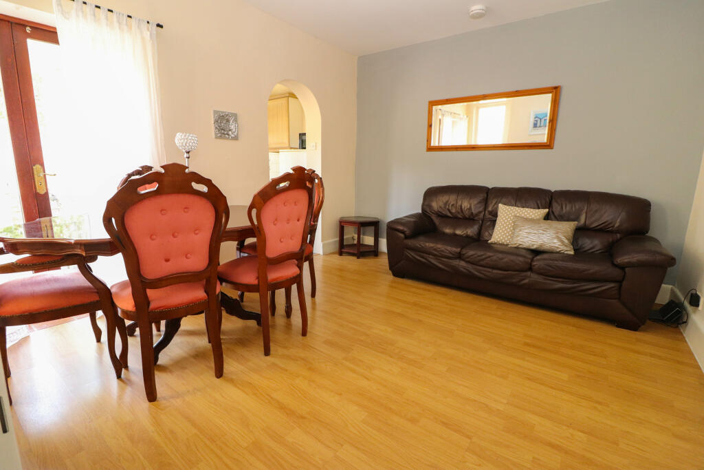 Photo 03
