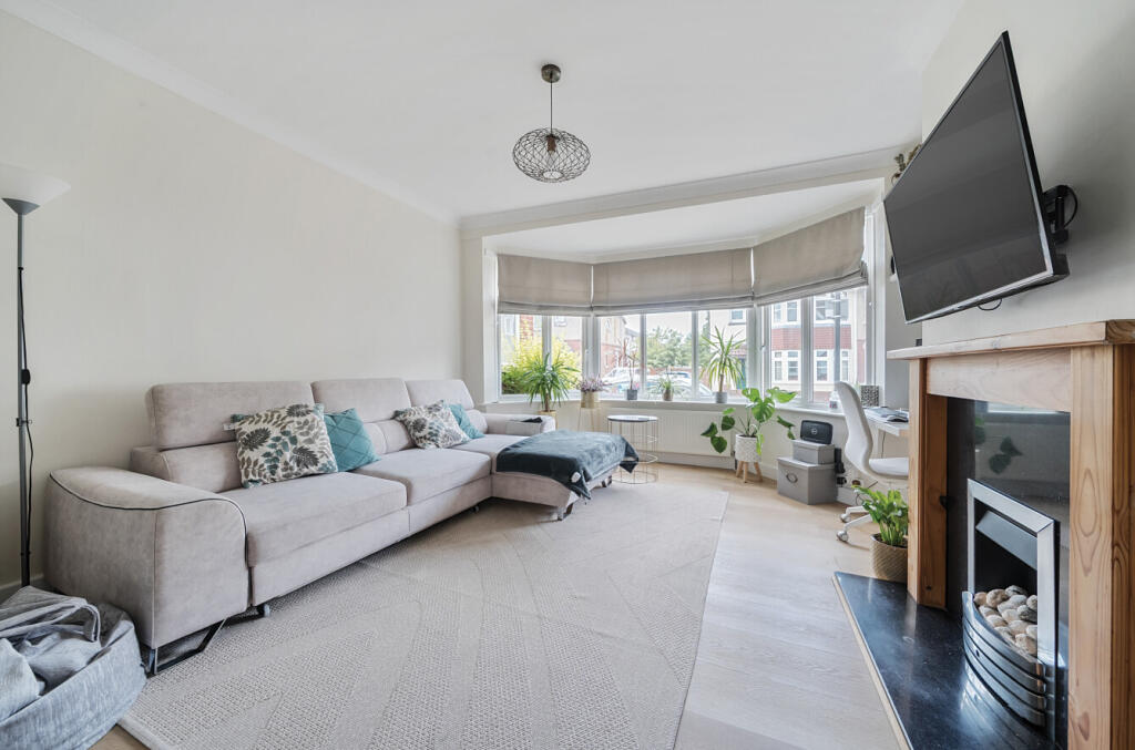 1332044-14-688a09...