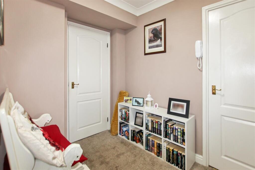 ENTRANCE HALLWAY