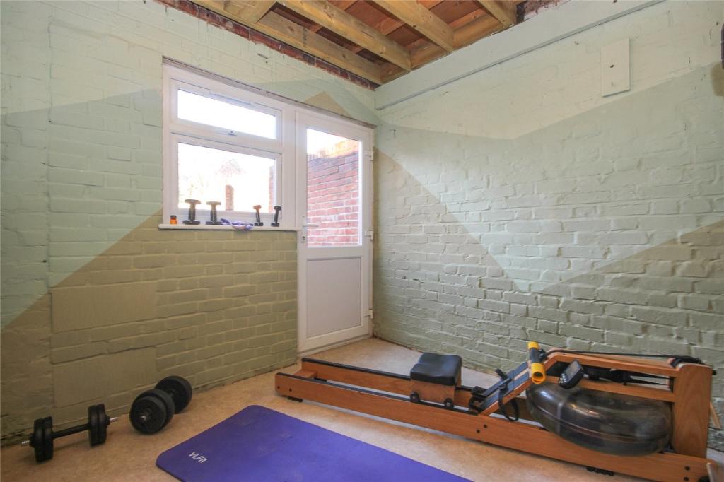 Home Gym/Storage