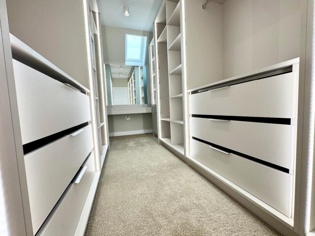 Master bedroom dressing room