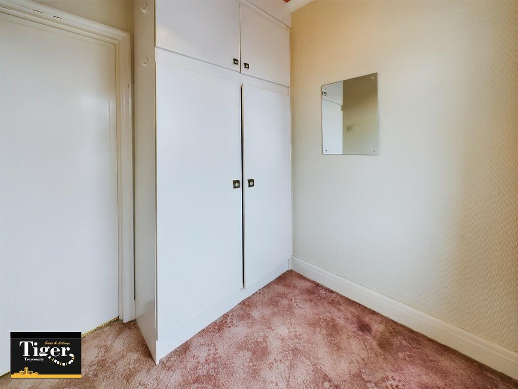 CAM02176G0-PR0339...