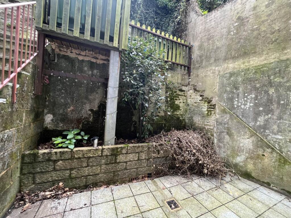 Garden 66 London Rd 
