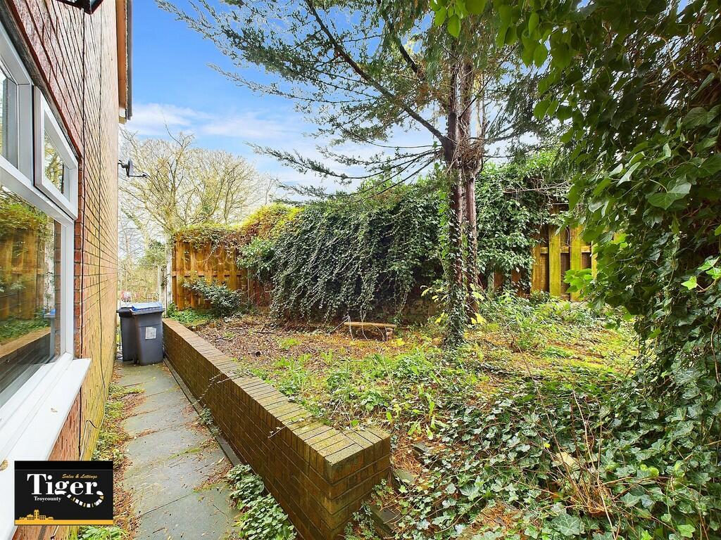 CAM03440G0-PR0211...