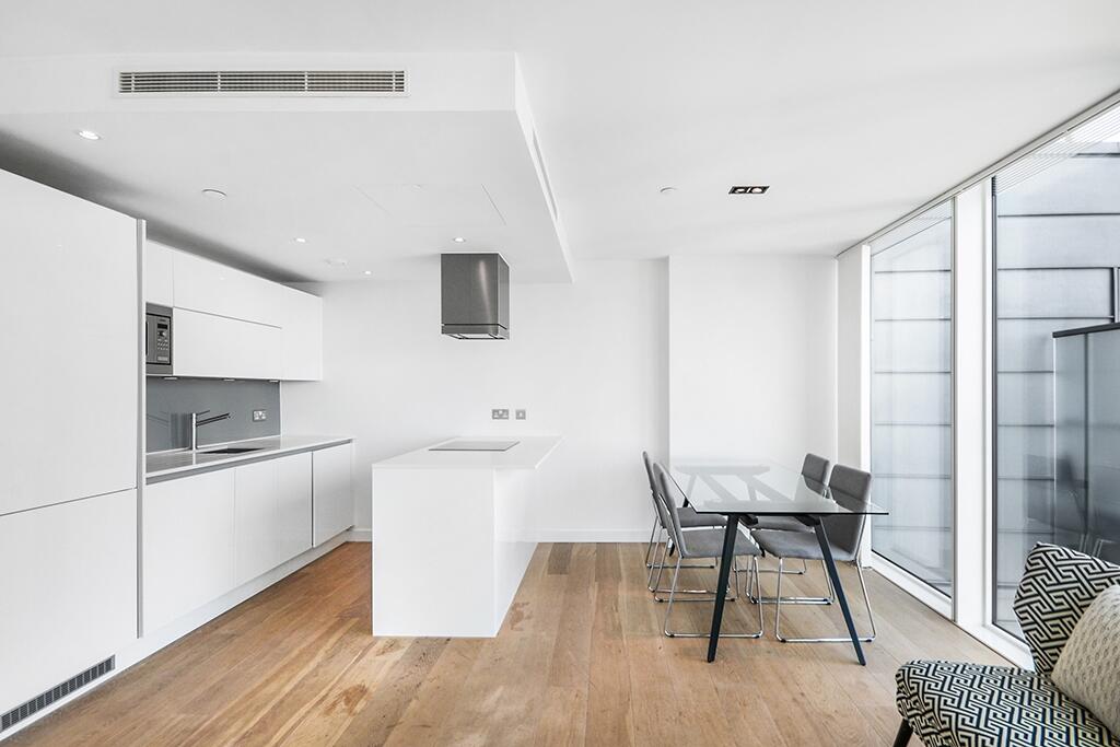 6 Kitchen 1