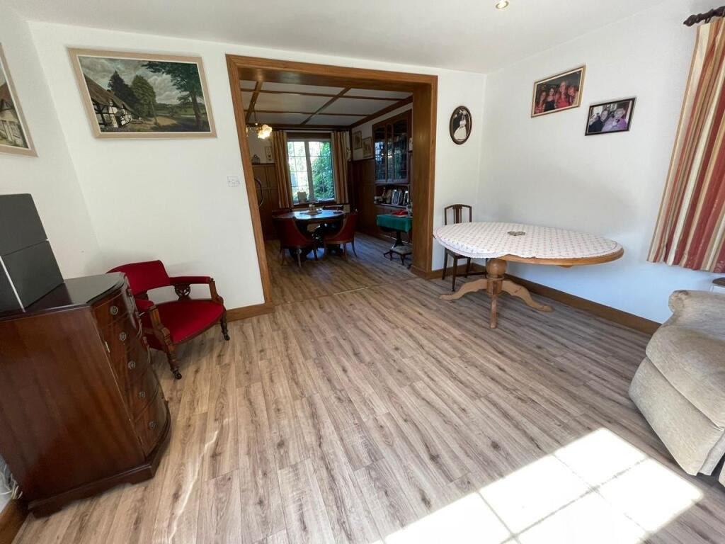 Living Dining.jpg