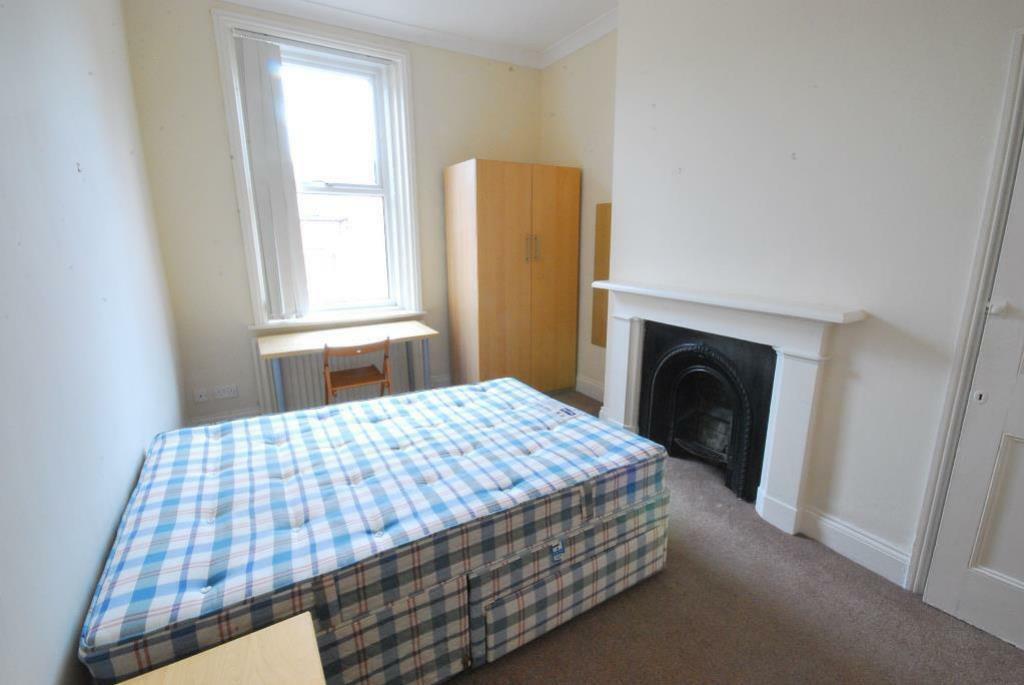 21 fern ave4