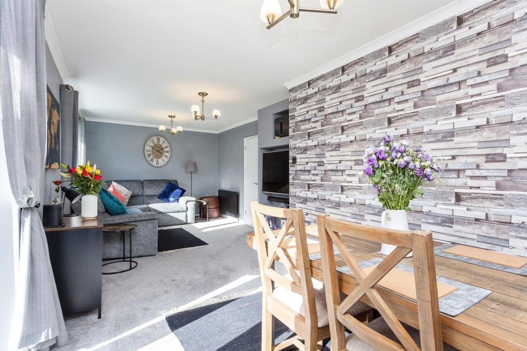 Living / Dining Room