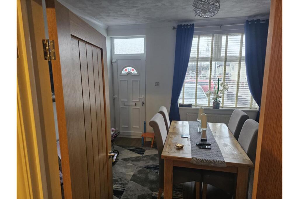 Dining / Family Room