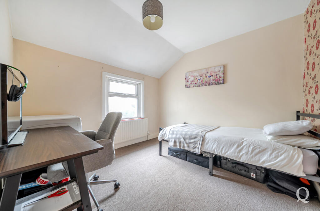 f25a7bc4-4351-4f5...