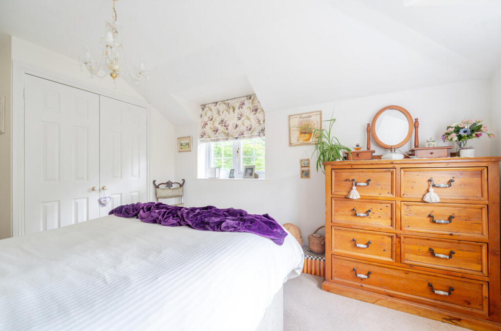 1327648-29-687f5f...