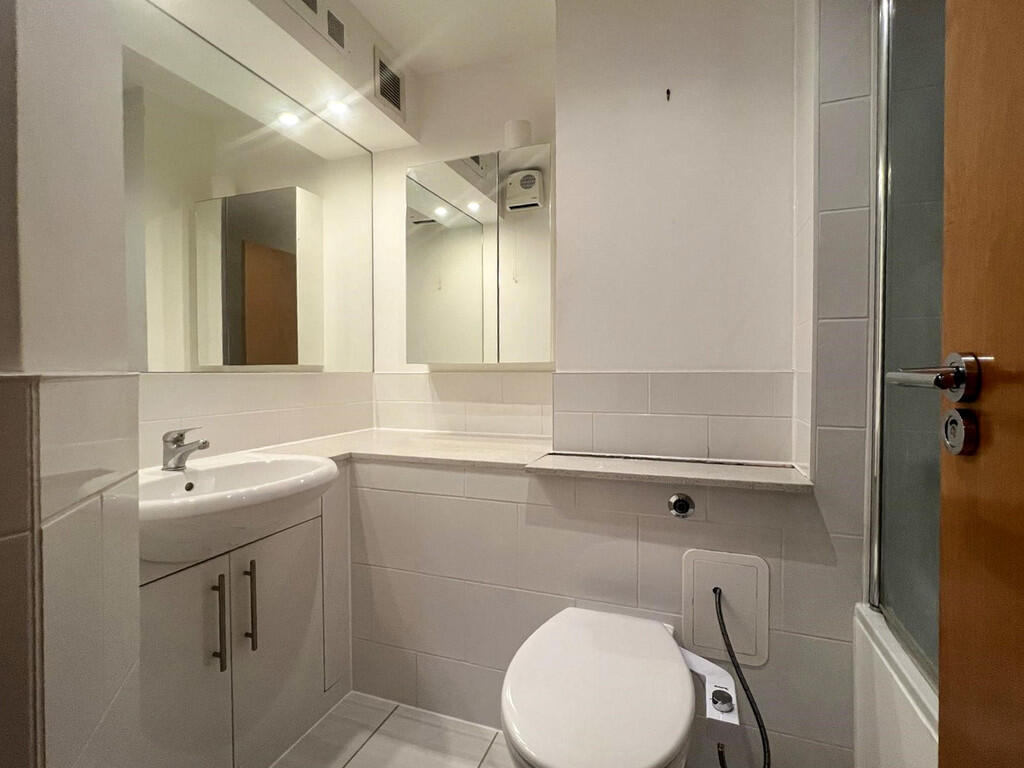 Bathroom USE