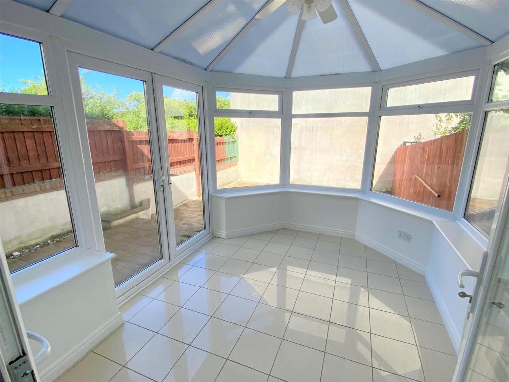 62 Cavendish Crescent Conservatory
