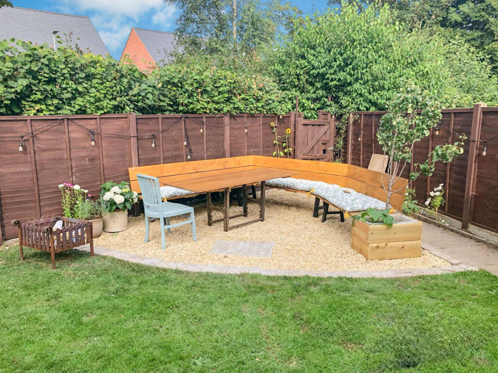 Modern Detached 3 Bedroom Property