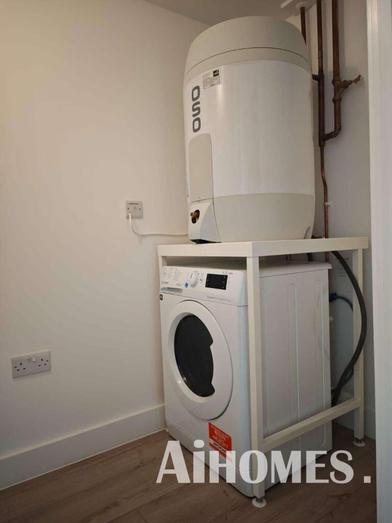 89b9c0fec3ef27deae95