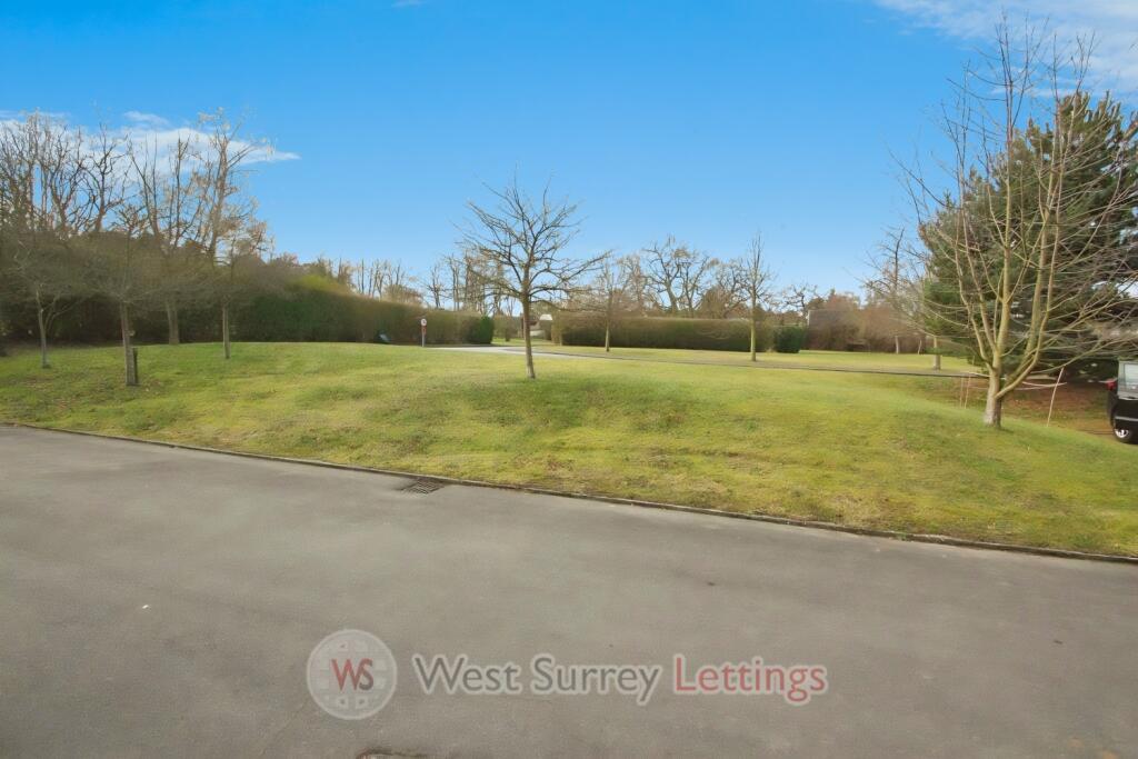 St Martin's Mews, Pyrford, GU22 8TE