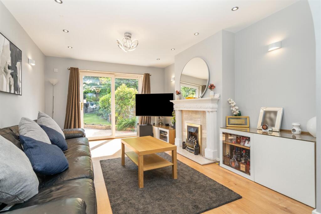 30 Cambridge Avenue_10.jpg