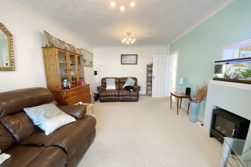 37e loungeb (Copy)