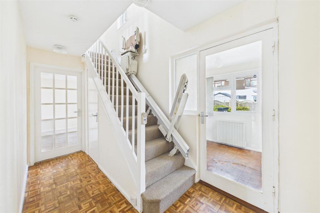 26 Quarry Mead, Alveston, Near Thornbury, South Gl