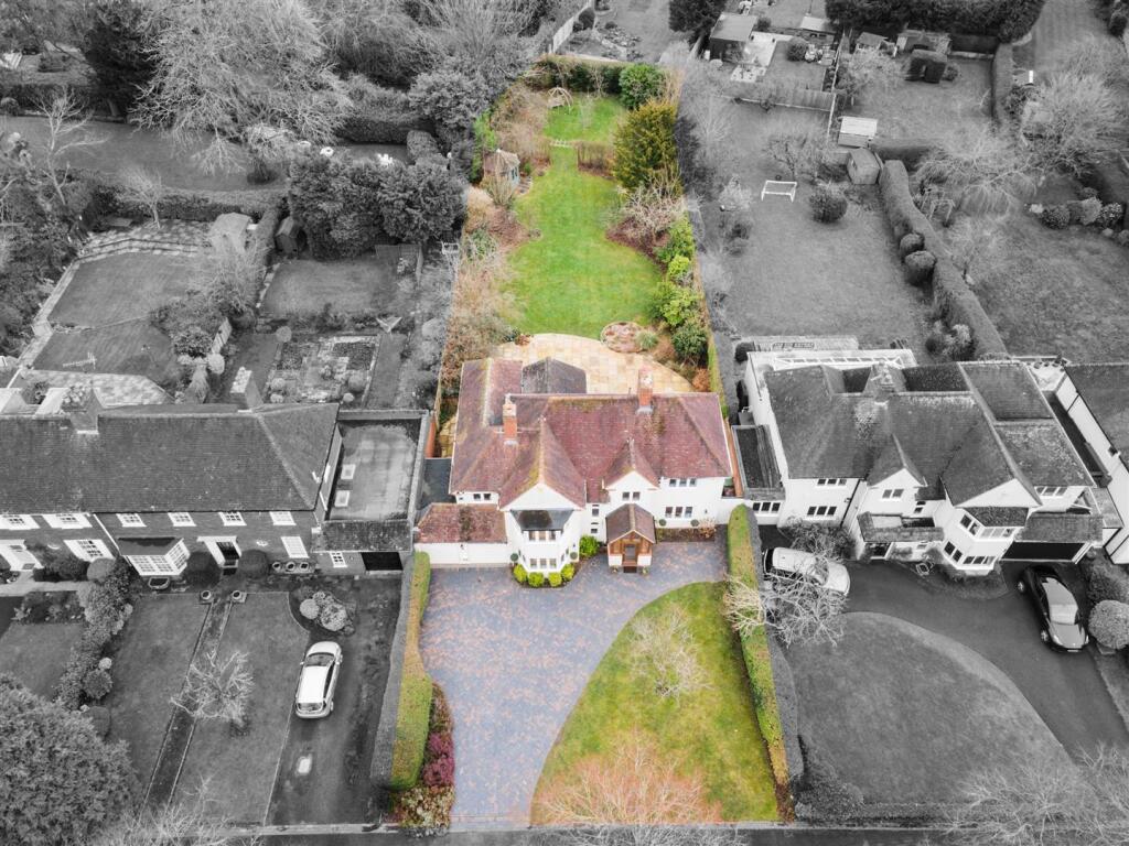 14 Brueton Avenue_6 B&amp;W.jpg