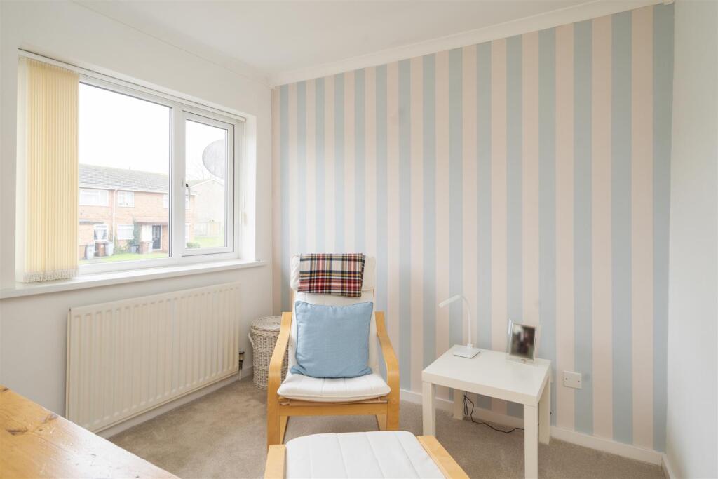 36 Milholme Green_12.jpg