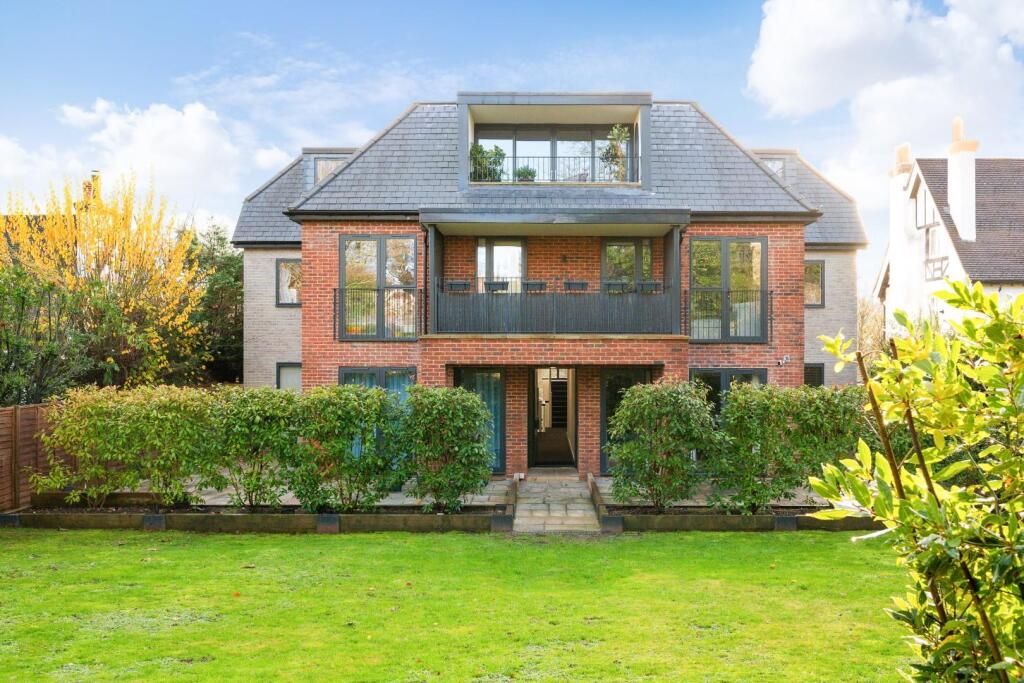 POPPY COURT, FLAT (30).jpg