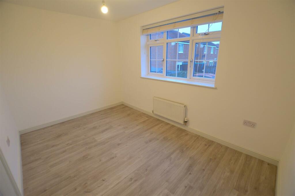 9 Casey Court Bedroom 3.JPG