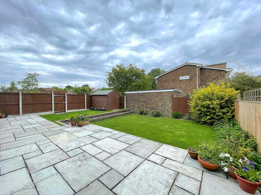 Garden (1(