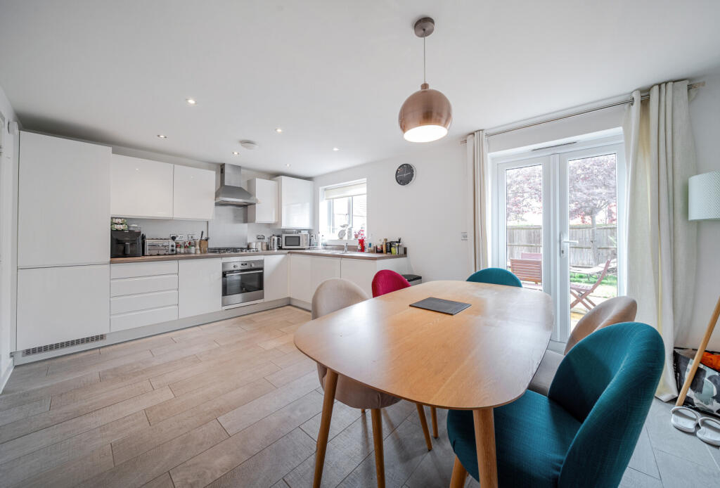 1321143-9-6876684...