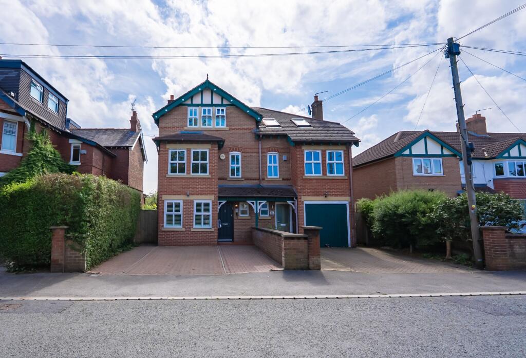 A Unique and Stylish Town House in Hale