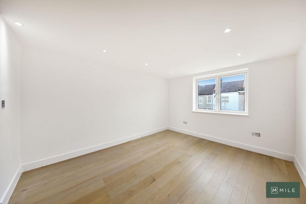 5 St. Margarets R...