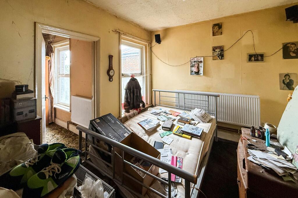 69 Bettesworth Road, Ryde, Isle Of Wight PO33 3EN