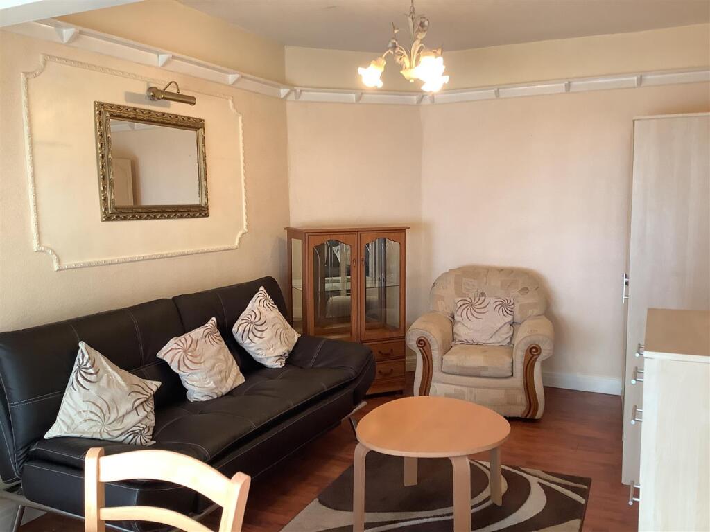 living room 2.jpg