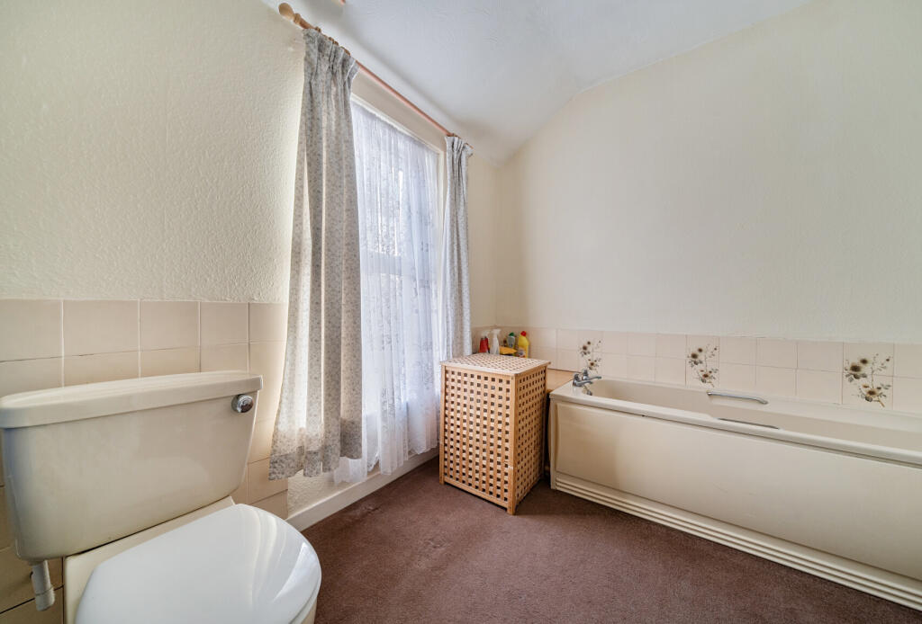 1374166-15-6904de...