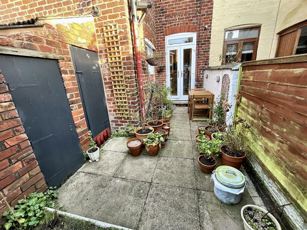Gardens Aspect 3