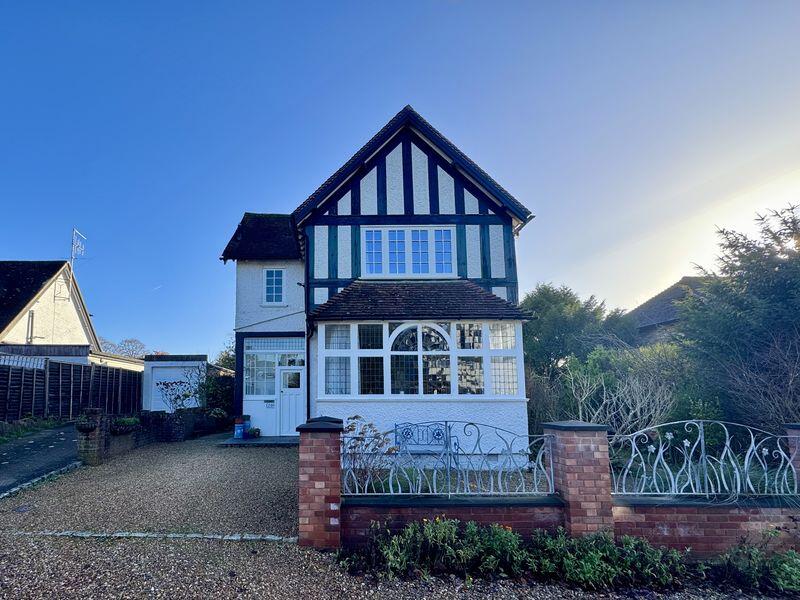 Abbey Road, Bourne End