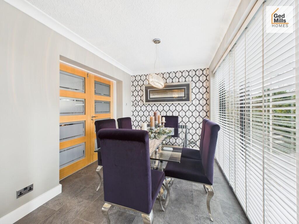 CAM04261G0-PR0108...