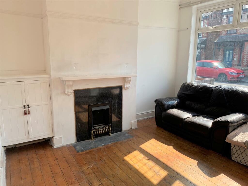Front Lounge