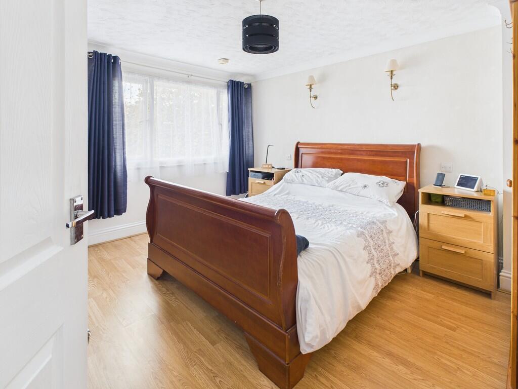 CAM05068G0-PR0056...