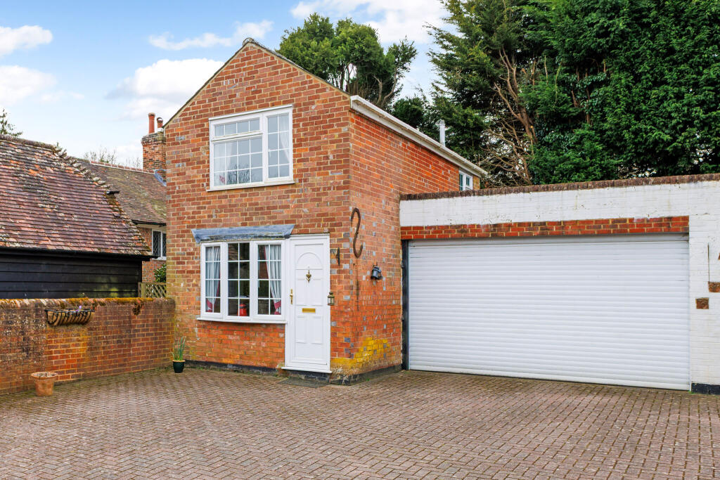 Annexe &amp; garage