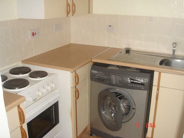 HadleighHouseKitchen1