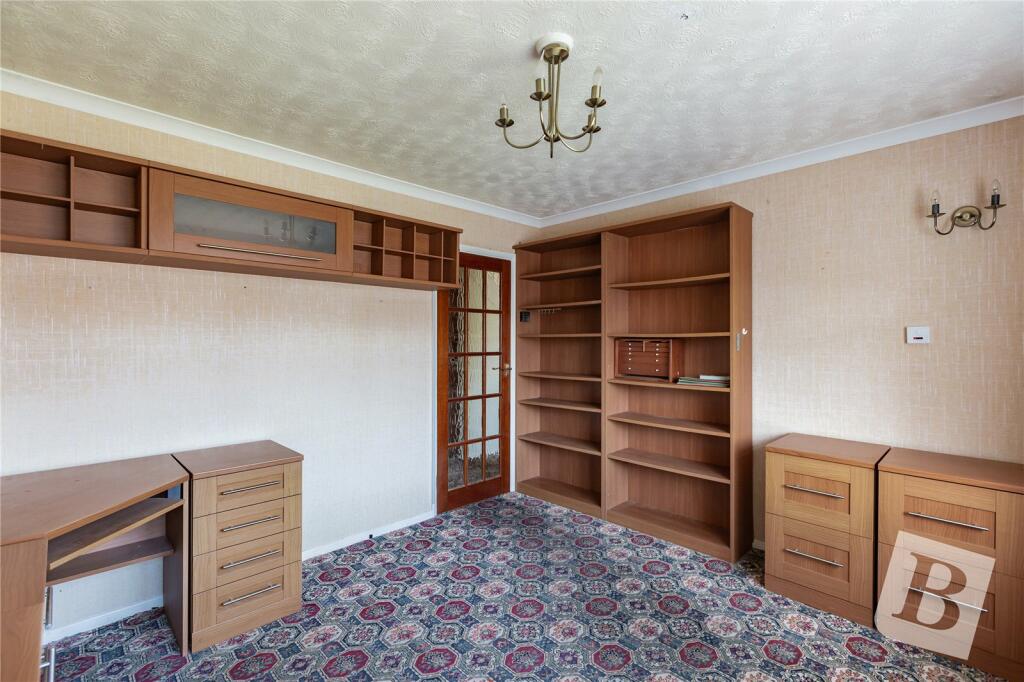 Bedroom/Office