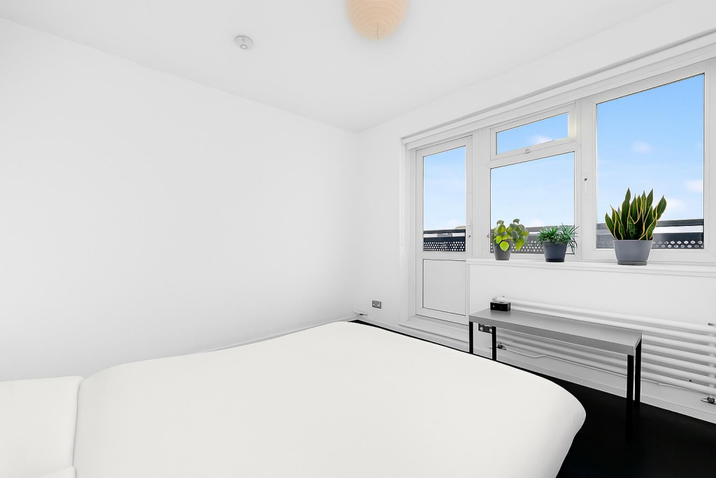 ChatGPT Image Jun 19, 2025, 11_58_07 AM.png