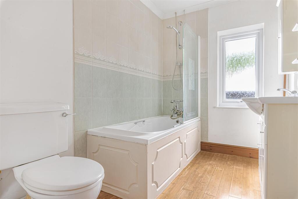 Family bathroom