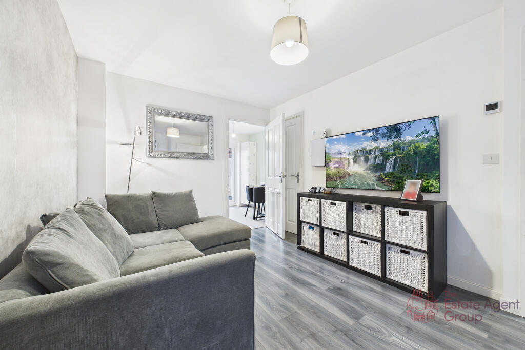 CAM02494G0-PR0053-STILL034