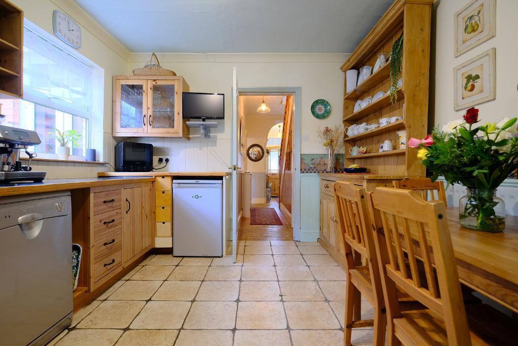 Kitchen and entrance hall down the end