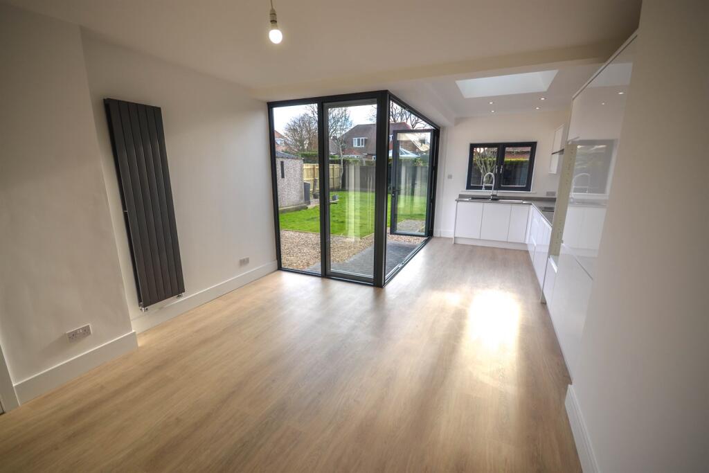 Open Plan Kitchen Lo