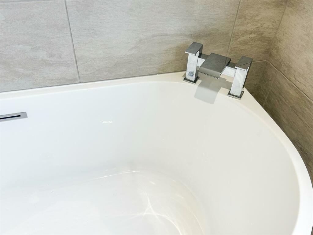 Bathroom Finishes