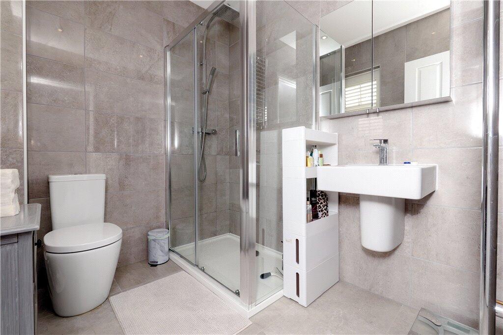 Master Ensuite
